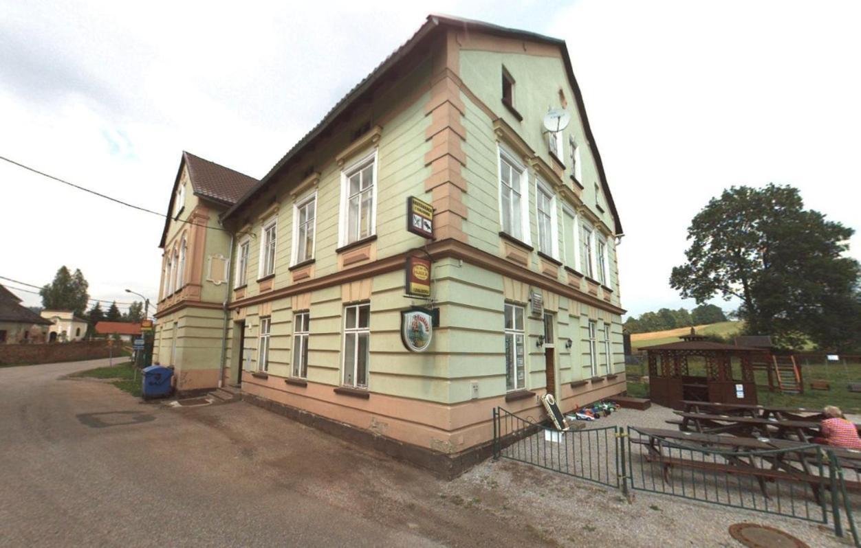 Penzion Dalibor Трутнов Экстерьер фото